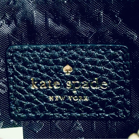 Kate Spade Highland Place Bee Black Leather Wristlet - Picture 5 of 12